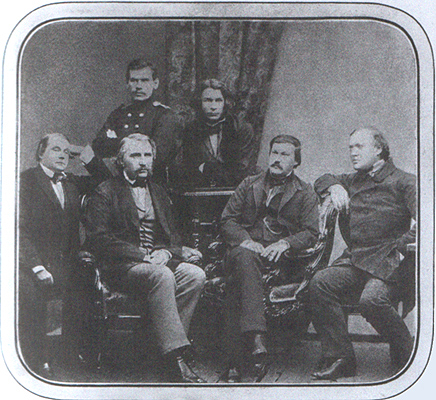 Фотография С.Л. Левицкого. И.С. Тургенев в Группе сотрудников журнала "Современник". Петербург. 1856.